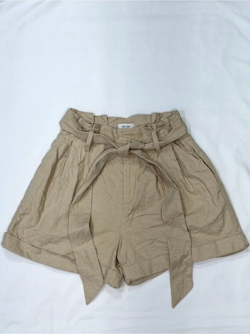 Women’s Safari Linen Paperbag-waist Belted wide Shorts in Tan Khaki Size Small